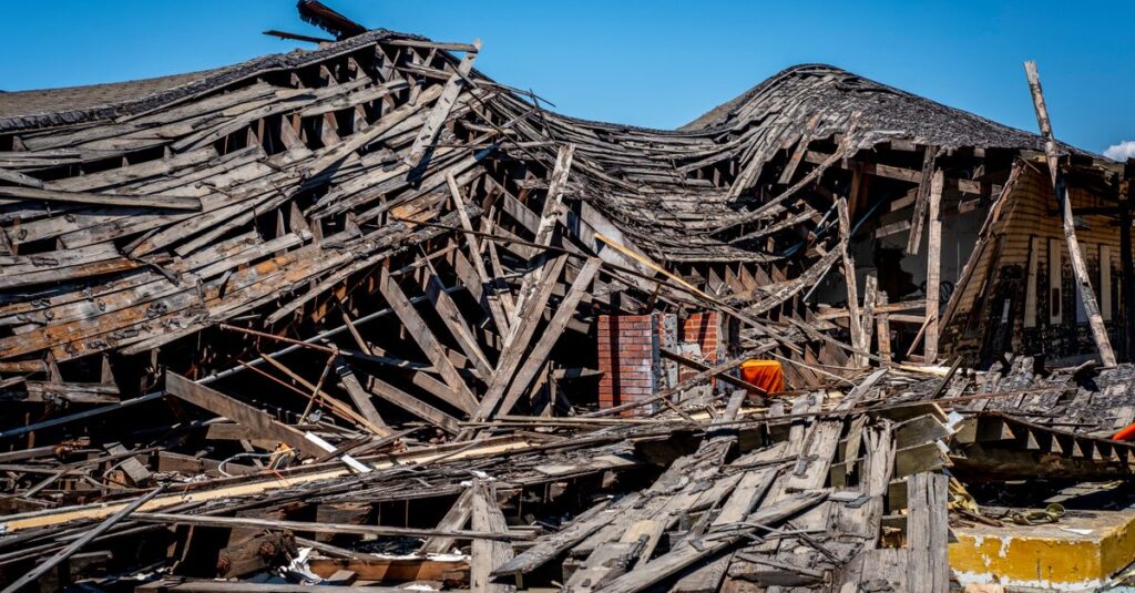 10 Best Disaster Movies From Real Tragedies to Spectacle